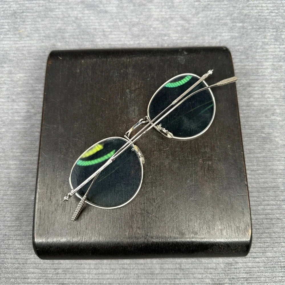 Oliver Peoples oliver peoples